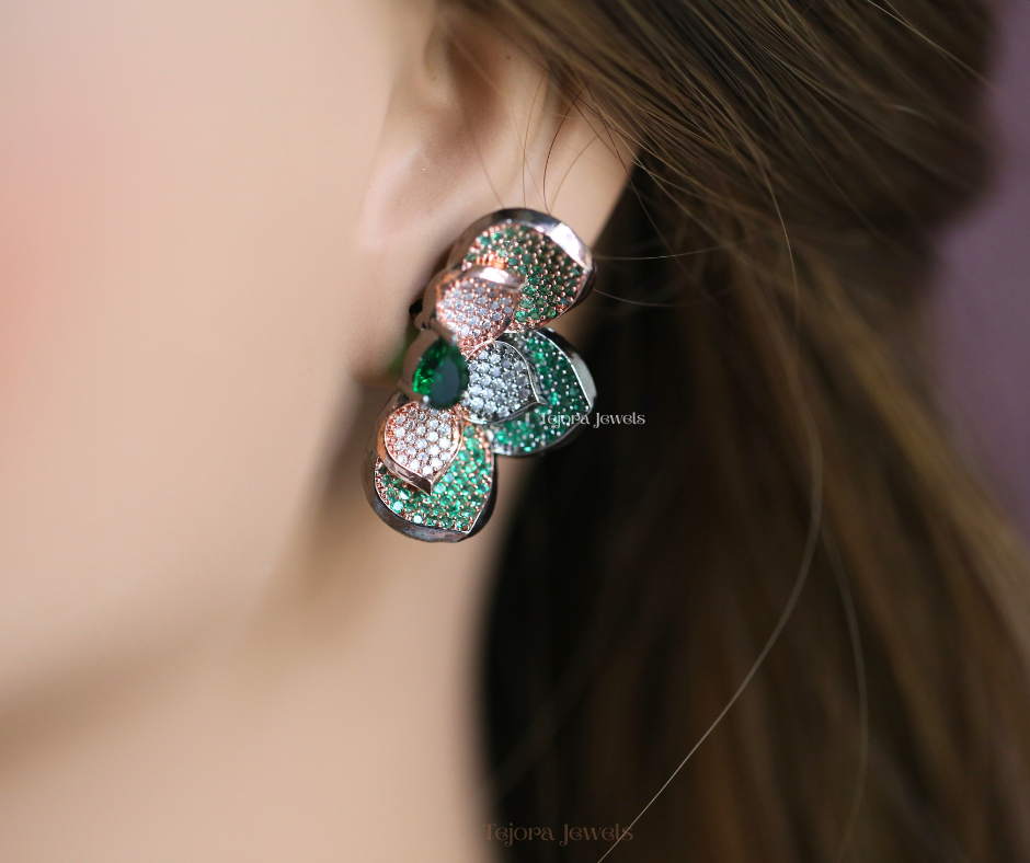 Aurora Bloom Cluster Stud Earrings - Lavender